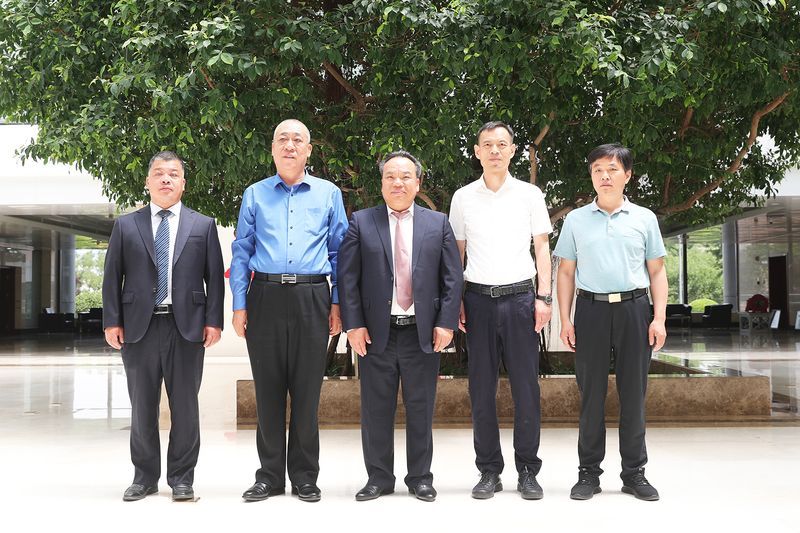 強(qiáng)強(qiáng)聯(lián)合，共贏未來(lái)｜河南礦山與SEW簽訂戰(zhàn)略合作協(xié)議